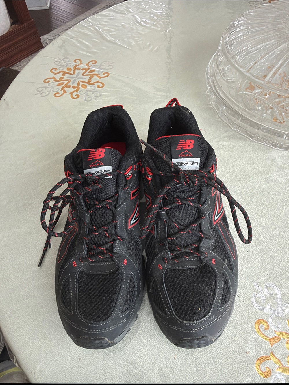 New Balance Black and Red Men's Athletic Trail Shoes